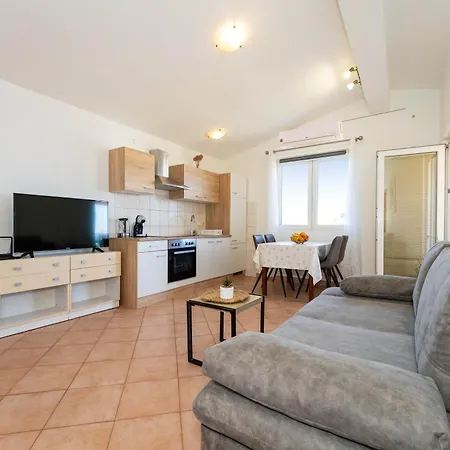 Apartment Mikulic *