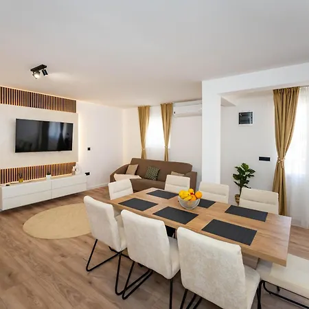 Mikulic * Sveti Petar (Zadar)